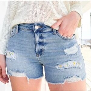 R1 Judy Blue Distressed Denim Shorts Lemon Print Patches Raw Hem Women's 2XL